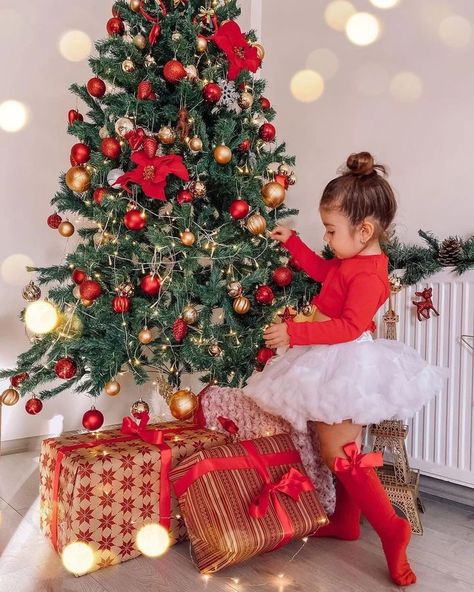 Christmas Tutu Outfit, Toddler Girl Christmas Outfits, Petti Skirt, Toddler Girl Christmas Dresses, Christmas Pictures Outfits, Girl Valentines, Toddler Christmas Outfit, First Birthday Tutu, Toddler Photoshoot