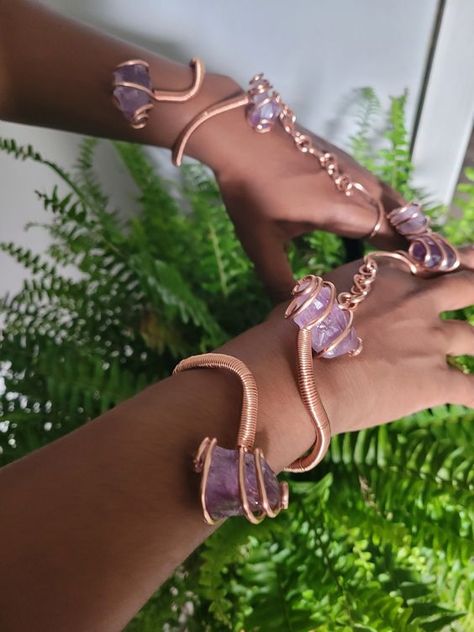 Crystal Jewelry Diy, Afrocentric Jewelry, Dope Jewelry Accessories, Earthy Jewelry, African Decor, Dope Jewelry, Spring Jewelry, Jewelry Fashion Trends, Jewelry Lookbook