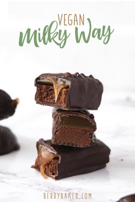 Desk Snacks, Vegan Chocolate Bars, Raw Vegan Desserts, Easy Vegan Dessert, Vegan Bar, Vegan Candies, Vegan Bakery, Vegan Dessert Recipes, Vegan Treats