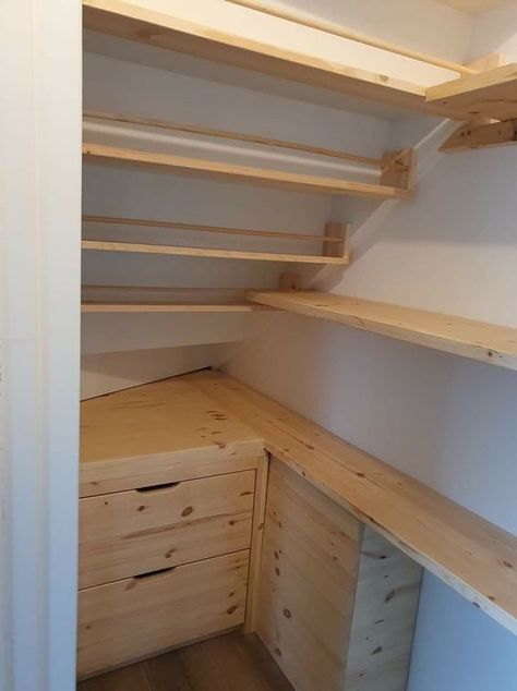 Under Stairs Cupboard Storage, Under Stairs Space, Under Stairs Storage Ideas, Stairs Storage Ideas, Under Stairs Pantry, Room Under Stairs, Closet Under Stairs, تحت الدرج, Under Stairs Storage