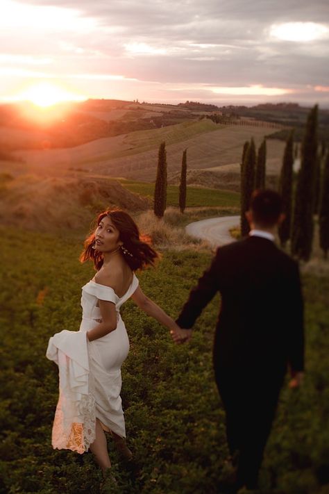 Insanely Romantic Couple Session Among Cypresses | Tuscany, Italy Tuscany Italy Wedding, Italy Elopement, Italian Romance, Couple Session, Bridal Party Photos, Bride Photo, Tuscany Wedding, Prewedding Photography, Pre Wedding Photos