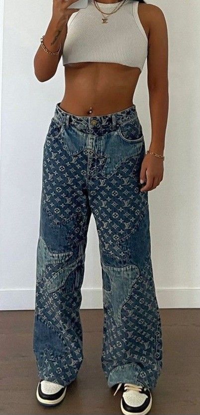 Aesthetic Clothes Outfits, Louis Vuitton Jeans, Dream Jeans, Custom Jeans, Forever 21 Jeans, Luxury Lifestyle Dreams, Clothes Wishlist, Streetwear Fashion Women, High Fashion Street Style