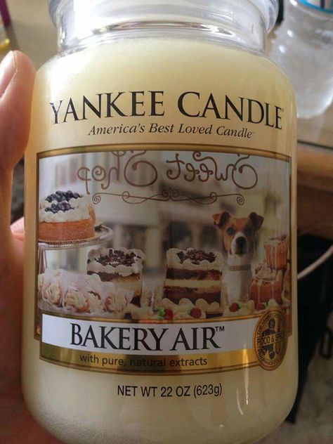 Bakery Air ~ Yankee Candle Spring 2016 USA                                                                                                                                                                                 More Yankee Candle Fall Scents, Air Candle, Rosy Blog, Yankee Candle Scents, Candle Obsession, Yankee Candles, Candle Aesthetic, Baking Cake, Fall Scents