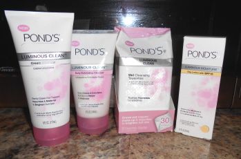 Pond's Luminous Line of Skin Care Products :: Review Ponds Moisturizer For Oily Skin, Ponds Skin Care Set, Ponds Skincare, Ponds Skin Care, Ponds Cream Skincare, Ponds White Beauty Cream, Ponds Products, Products Review, Coffee Blog