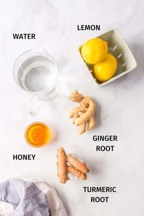 Ginger Drinks Healthy, Ginger Tumeric Tea, Ginger Lemon Tea Recipe, Lemon Ginger Turmeric Tea, Ginger Turmeric Tea, Lemon Ginger Turmeric, Tumeric Root, Ginger Lemon Tea, Turmeric Ginger Tea