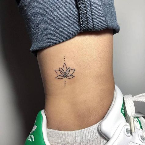 Lotus Tattoo Wrist, Flower Ankle Tattoo, Simple Lotus Flower Tattoo, Lotusblume Tattoo, Small Lotus Flower Tattoo, Small Lotus Tattoo, Lotus Flower Tattoo Design, Ankle Tattoos For Women, Tattoos For Women Flowers