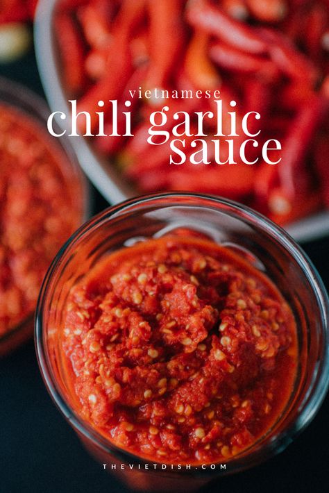 Mexican Chili Sauce, Thai Sweet Chili Sauce Recipe, Fish Dipping Sauce, Recipes With Chili Garlic Sauce, Chili Paste Recipe, Asian Chili Garlic Sauce, Homemade Chili Sauce, Chili Garlic Paste, Chili Sauce Recipe