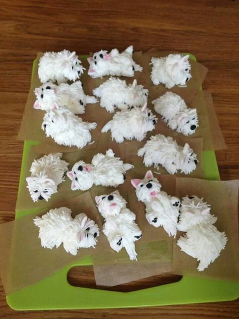 Westies Cream de Cakes...... from a FB account Westie Cupcakes, Marzipan Figures, Dog Baking, Pup Cakes, Dog Cupcakes, Dippin Dots, Westie Puppies, Dog Cakes, Westie Dogs