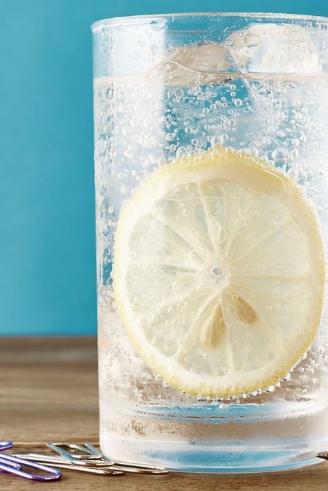 There are many sparkling water brands&mdash;and even more sparkling water benefits&mdash;to be had. Is sparkling water bad for you? Definitely not. Sparkling Water Benefits, Sparkling Water Recipes, Sparkling Water Drinks, Therapy Benefits, Water Therapy, Benefits Of Drinking Water, Water Benefits, Water Branding, Japanese Water