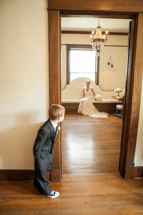 First Look Ideas, Bride And Son, First Look Photos, Sunny Summer Day, Franklin Tennessee, Wedding Portrait Poses, Wedding First Look, Wedding Picture Poses, Mother And Son