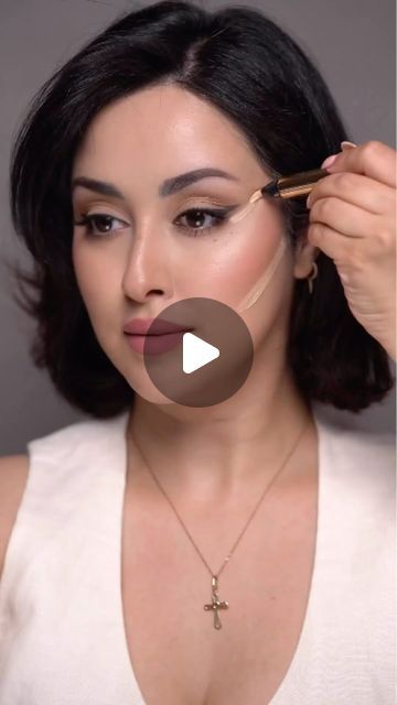 How To Do Daily Makeup, Self Makeup Tutorial, Simple Cute Makeup, Face Lift Makeup, Maquillaje Simple, Simple Makeup Ideas, Make Up Simple, Natural Face Makeup, Face Makeup Tutorial Video