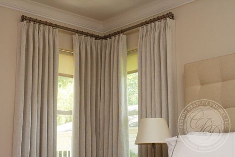 Bedroom Colour Schemes Warm, Window Coverings Bedroom, Corner Window Curtains, Corner Window Treatments, Corner Curtain Rod, Kitchen Window Coverings, Corner Windows, Corner Curtains, Windows Ideas