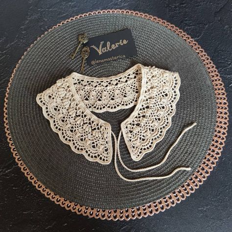 "Valerie lace collar" Lace Collar Pattern, Crochet Capelet Pattern, Crochet Thread Patterns, Crochet Collar Pattern, Crochet Doily Rug, Crochet Capelet, Crochet Lace Collar, Doily Rug, Step By Step Crochet