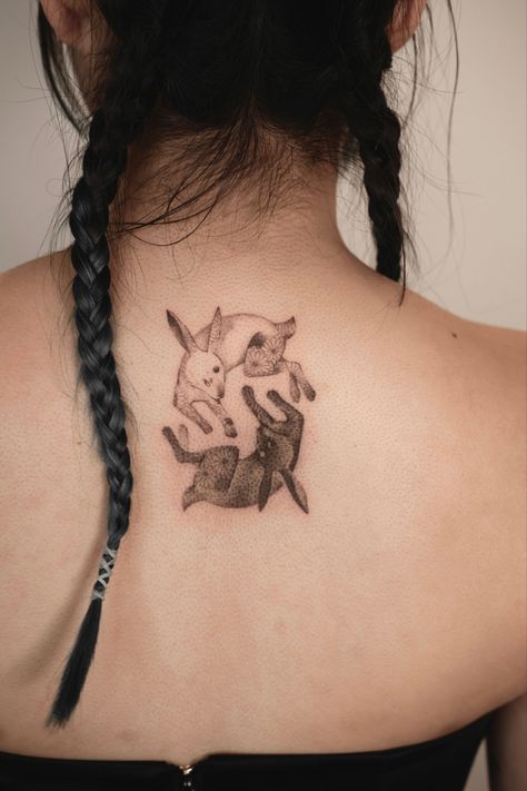 Ying Yang Rabbit Tattoo, Black Bunny Tattoo, Japanese Rabbit Tattoo, Flower Art Tattoo, Mn Tattoo, Small Horse Tattoo, Dead Bunny, White Rabbit Tattoo, Black And White Rabbit