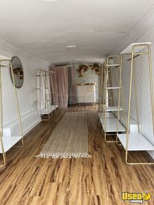 Enclosed Trailer Mobile Boutique, Trailer Pop Up Shop Mobile Boutique, Retail Trailer Pop Up Shops, Mobile Antique Shop, 10x10 Pop Up Boutique, Store On Wheels Mobile Boutique, Traveling Boutique Trailer, Trailer Bookstore, Mobile Retail Trailer