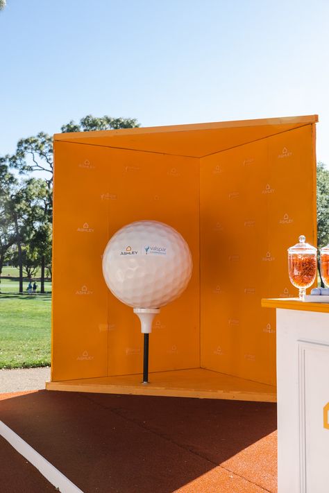 There were also curated photo moments—like a giant golf ball—and a swag bar, while the vibrant color scheme and hanging paint chips nodded to the tournament's title sponsor, paint manufacturer The Valspar Corporation. Overall, 125,000 people attended the four-day golf tournament. Photo: Courtesy of Ashley Golf Event Decor, Unique Event Decor, Golf Theme Party, Golf Events, Corporate Events Decoration, Special Events Decor, Masters Golf, Golf Event, Golf Brands