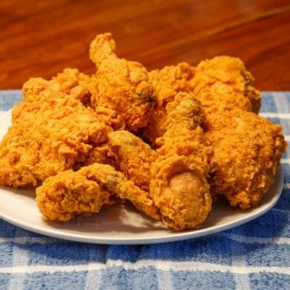 Best Fried Chicken Recipe, Good Fried Chicken, Fried Chicken Recipe Southern, American Fast Food, Chicken Fry, Making Fried Chicken, Food Scientist, Southern Fried Chicken, Crispy Fried Chicken