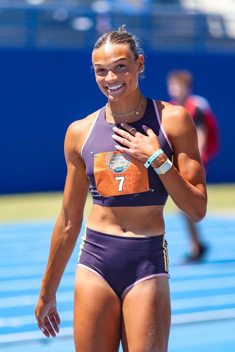 Anna Hall • 2024 Tom Jones Memorial (Gainesville, FL) #athletics Anna Hall, Athletics Track, Women Crush, Sporting Legends, World Athletics, Tom Jones, Gymnastics Pictures, Celebrity Guys, Fitness Women