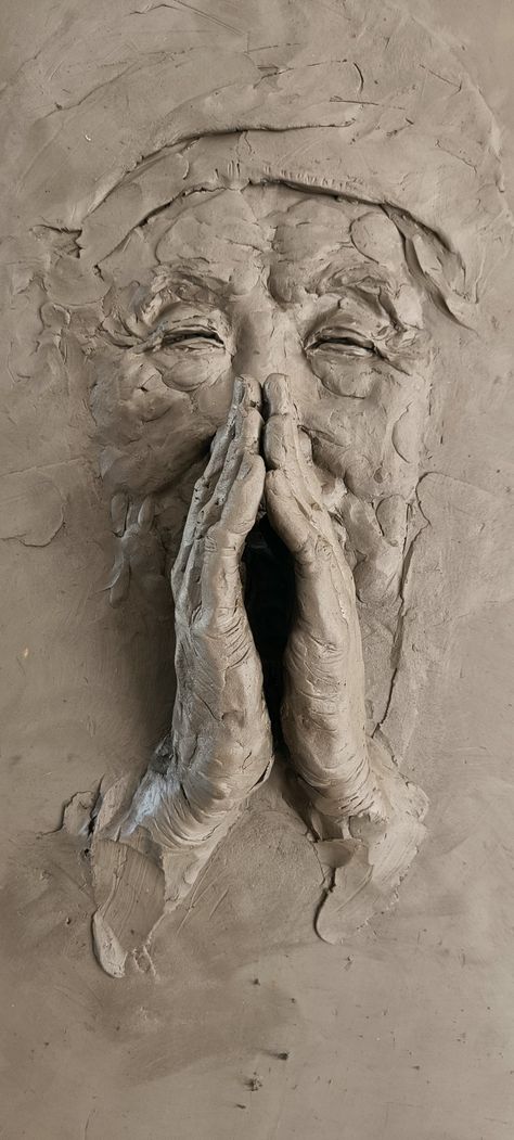 Clay relief sculpture High Relief Sculpture Clay, Low Relief Sculpture Clay, Relief Clay Sculpture, Human Sculpture Clay, Easy Clay Sculptures For Beginners, Relief Sculpture Clay, Relief Sculpture Ideas, Clay Relief Sculpture, Clay Face Sculpture