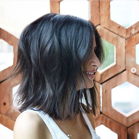 Textured Lob Hair Cuts Low Maintenance, Low Maintenance Bangs, Textured Lob With Bangs, Low Maintenance Short Haircut, Long Angled Bob, Textured Lob, Easy Hair Cuts, Low Maintenance Haircut, Low Maintenance Hair