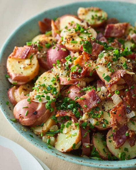 Potato Salad Without Mayo, Potato Salad No Mayo, Warm Bacon Dressing, German Potato Salad Recipe, Hot Bacon Dressing, Potato Salad Mustard, Potato Salad Dressing, Potato Salad Recipe Easy, Bacon Dressing