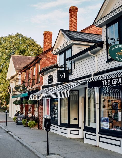 Concord Massachusetts Aesthetic, New England Wallpaper, Small Town New England Aesthetic, Massachusetts Countryside, Small Towns In Massachusetts, Boston Massachusetts Aesthetic Summer, New England Buildings, Spring Weekends, New England Suburbs