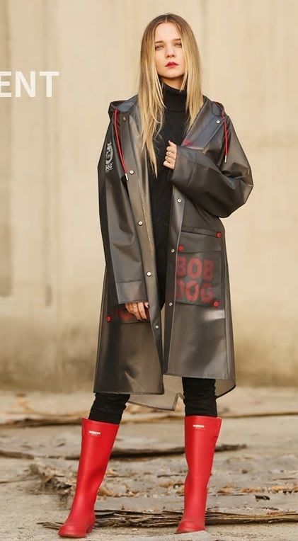 Fashion Raincoat, Plastic Outfit, Rain Outfit, Black Raincoat, Raincoat Outfit, Rainwear Girl, Rain Suits, Vinyl Raincoat, Pvc Raincoat