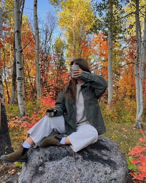 All posts • Instagram Granola Style Fall, Gronala Girl Outfit, Granola Fall Outfits, Fall Outdoor Outfits, Blundstone Outfits, Granola Girl Summer, Granola Girl Aesthetic Outfits, Blundstone Outfit, Granola Fits