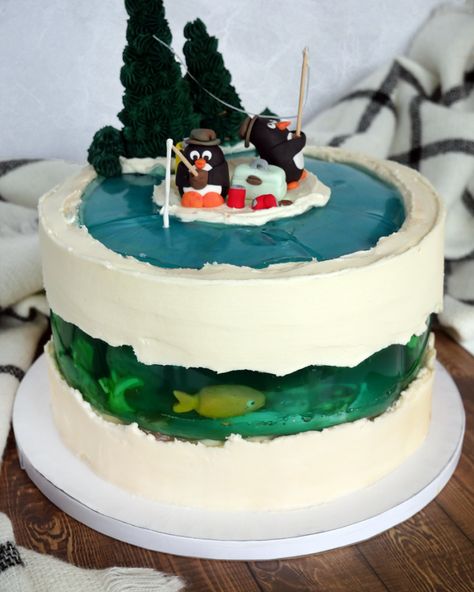 Gelatin Under The Sea Cake — Jello Layer Cake Tutorial Cake With Gelatin, Modeling Chocolate Figures, Cake By The Ocean, Clean Edit, Under The Sea Cake, Layered Jello, Powdered Food Coloring, Sea Cake, Ocean Cakes