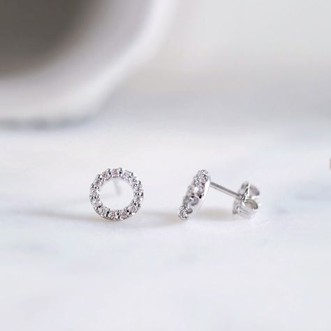 Stud Earrings Diamond, Circle Stud Earrings, Type Style, Circle Earrings Studs, Earrings Diamond, Diamond Simulant, Bridesmaid Wedding, Circle Studs, Matching Necklaces