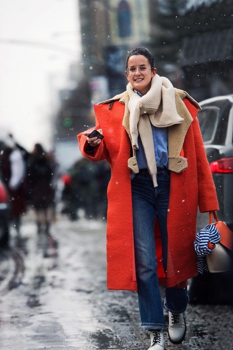 Lucy Chadwick Style, Lucy Chadwick, Oversized Coats, Outfit Oversize, Easy Fashion, Street Life, Style Muse, Oversize Fashion, Winter Trends