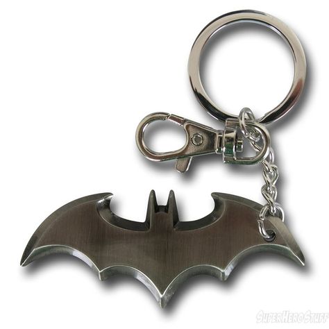 Batman Batarang Pewter Keychain Batman Jewelry, Batman Keychain, Batman Backpack, Batman Movie Posters, Batman Batarang, Cute Batman, Batman Love, Supergirl Cosplay, Harley Davidson Wallpaper