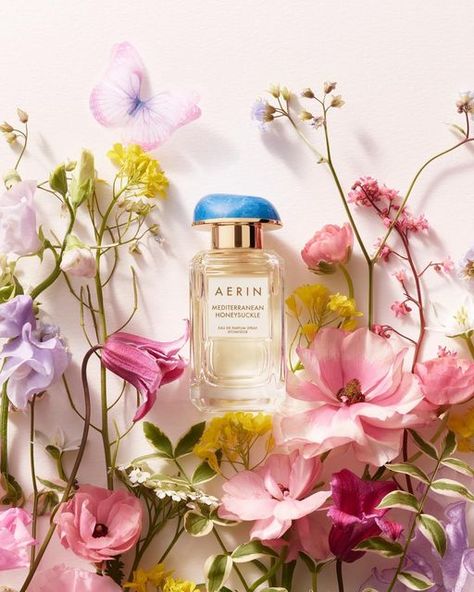 Floral Product Photography, Luxury Perfume Packaging, Spring Perfume, Spring Fragrances, Fragrance Photography, Mini Fragrance, Perfume Photography, Candles Photography, Flower Collage