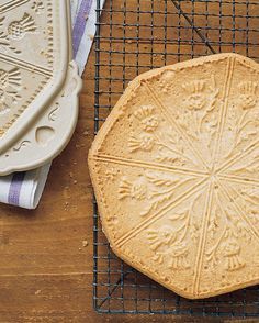 For this Scottish variation of our Classic Shortbread, the dough is baked in a stoneware mold. Victoria Magazine Recipes, Stoneware Recipes, Shortbread Scottish, Molded Cookies, Molded Cookie Recipe, Stamped Cookies, Vienna Bread, Vanilla Shortbread, Scottish Shortbread Cookies