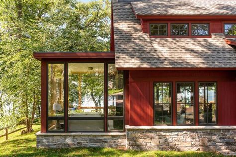 Cozy cabin getaway in Minnesota provides heavenly waterfront views Lake Cabin Exterior, Cabin Exterior Ideas, Waterfront Cabins, Cabin Getaway, Beautiful Modern Homes, Minnesota Lake, Lakeside Living, Cabin Exterior, Modern Barn House