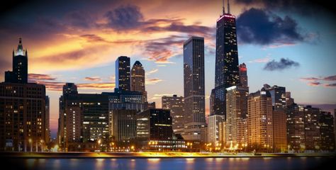 Chicago (IL), United States of America home to 2,851,268 people. Chicago Poster, Sears Tower, Thanksgiving Parade, Mammoth Cave, North Cascades National Park, Chicago River, My Kind Of Town, Chicago City, Chicago Skyline