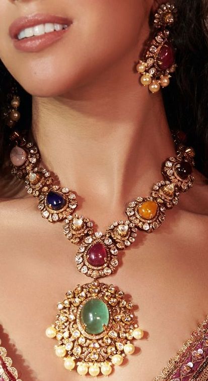 Navratan Jewellery, Kundan Pendants, Navaratna Necklace, Gold Jewellery Wallpaper, Jewellery Wallpaper, Navaratna Jewellery, South Indian Bridal Jewellery, Bridal Jewellery Earrings, Gold Jewels Design