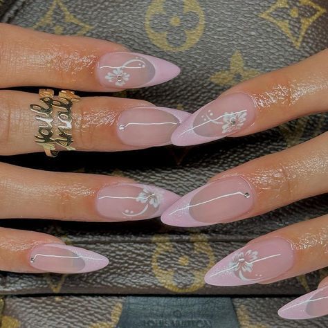 Flower girl's dream nails 🌺 Almond Shaped Gel X Nails, Trendy Nail Art Designs 2023 Summer, Formal Nails, Pretty Nail Designs, Classy Acrylic Nails, White Nail, Acrylic Gel, Pink Acrylic Nails, Minimalist Nails