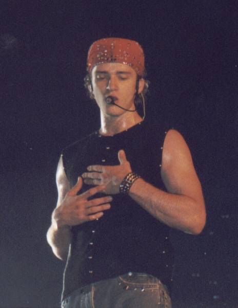 Nsync 90s Outfit, 90s Justin Timberlake, Nsync Justin Timberlake, Justin Timberlake Bandana, Justin Timberlake Outfit, Justin Timberlake Concert Outfit 2024, Justin Timberlake Denim, Justin Timberlake Aesthetic, 2000s Guys