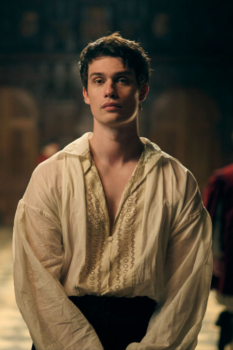 Nicholas Galitzine stars as George Villiers in Mary & George, premiering April 5 on STARZ. Nicolas Galitzine, Period Drama Men, Tony Curran, King James I, Philippa Gregory, Nicholas Galitzine, The Tudors, Andrew Scott, Julianne Moore