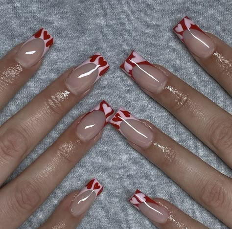 Valentine Almond Acrylic Nails, Heart Square Nails, Valentines Day Acrylics, Heart Nails Square, Square Valentine Nails, Nails Acrylic Korean, Valentines Nails Square, Short Nail Designs Valentines, Valentines Day Nails Square