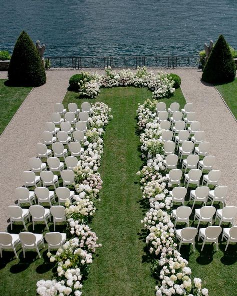 Taking all of our inspo from a Lake Como wedding today where Luxury Wedding Planners @global_weddings (also in Bali) produced this special one. Save this one for some serious style inspo 🌿 📋 @global_weddings 📍 @villa_balbiano 📸 @tali_photography 🎀 @enakaicreative 🌸 @tuscanyflowers 💄 @rachellefacelo 👗 @moniquelhuillierbride @helenrodriguesbridal Let us guide you through your Bali Wedding journey! Expert Advice & Your Trusted Wedding Guide Since 2017 💻 www.thebalibride.com 💌 info@thebalibri... Lake Como Wedding Decor, Lake Como Wedding Aesthetic, Villa Balbiano Wedding, Tali Photography, Enchanted Forest Party, Global Wedding, Forest Party, Como Wedding, Vogue Wedding