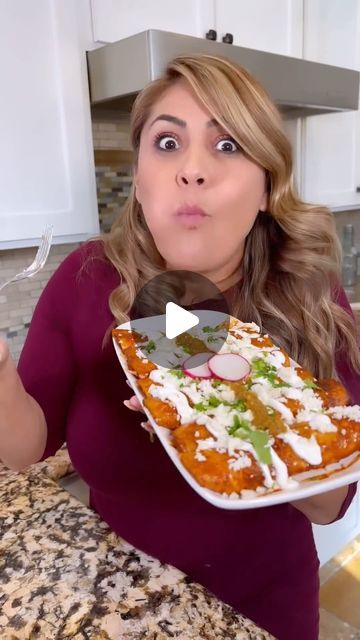 Red Enchilada Recipe Ground Beef, Meals With Queso Fresco, Chorizo Enchiladas Recipes, Red Enchiladas Chicken, Fried Enchiladas, Ground Beef Enchiladas With Red Sauce, Jenny Martinez Recipes, Red Enchiladas Recipe, Enchiladas Rancheras