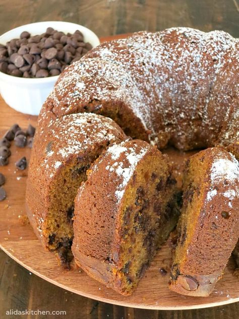 Pumpkin Chocolate Chip Bundt Cake, Pumpkin Chocolate Chip Bundt, Chocolate Chip Bundt Cake Recipe, Pumpkin Bundt Cake Recipes, Chocolate Chip Bundt, Chocolate Chip Bundt Cake, Pumpkin Chocolate Chip, Pumpkin Chocolate Chips, Bundt Cakes Recipes