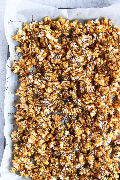 Moose Munch Recipe Moose Munch Popcorn Recipe, Homemade Sour Mix, Popcorn Recipes Easy, Moose Munch, Chocolate And Caramel, Popcorn Recipe, Christmas Food Gifts, Appetizers Easy Finger Food, Caramel Corn