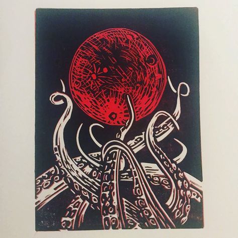 2 colour Lino cut print. Non reduction Colour Lino Print, Lino Cut, Blood Moon, Lino Print, Dreamcatcher Tattoo, Linocut, 2 Colours, Dream Catcher, Stamp