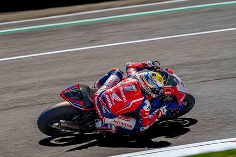 2023 British Super Bikes champion Tommy Bridewell During FP1 at Brands Hatch BSB 2024 Lewis Hamilton British Gp 2024, National Hunt Racing, Brands Hatch, Super Bikes, Fast Cars, Bike, Cars