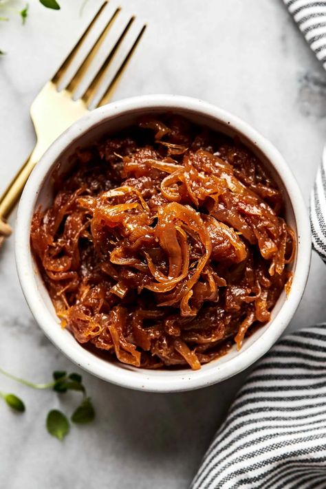 How To Carmelita Onions, Caramelized Red Onions, French Onion Sauce, Carmalize Onions, Best Caramelized Onions, Caramelized Onion Recipes, Carmalized Onion, Caramalised Onions, Vidalia Onion Recipes