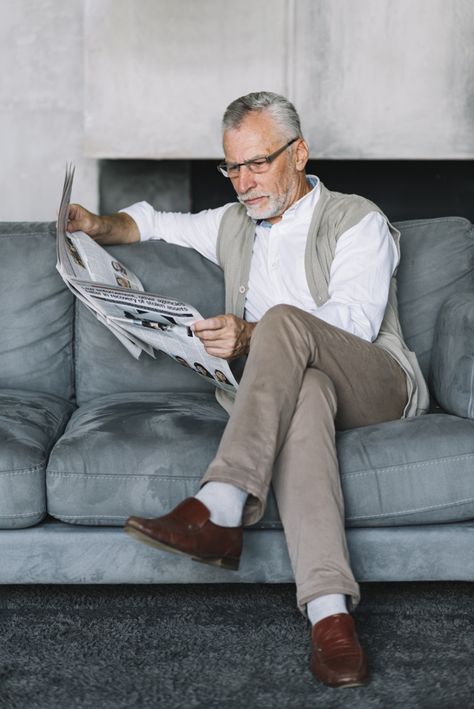 Senior man sitting on cozy sofa with cro... | Free Photo #Freepik #freephoto #people #house #education #paper Sitting With Legs Crossed, Grandpa Fashion, Render People, Reading Newspaper, Mens Photoshoot Poses, Cozy Sofa, Figure Photo, Sitting Poses, Man Sitting