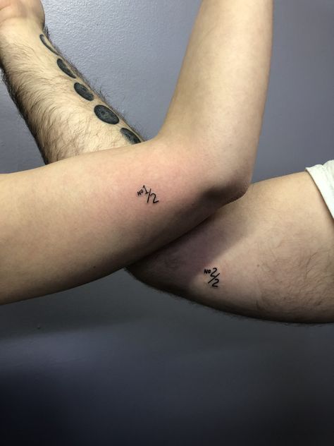 Brother Sister Tattoo Sibling, Brother And Sister Tattoos, Matching Bff Tattoos, Small Sister Tattoos, Father Daughter Tattoos, Twin Tattoos, Brother Sister Tattoo, Romantic Tattoo, Small Matching Tattoos